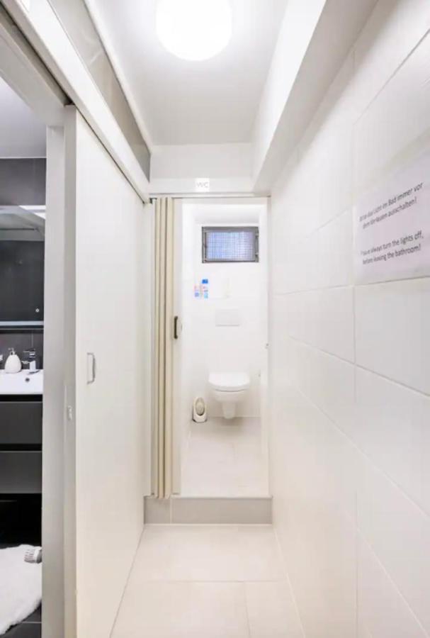 Guenstiges Gruenes Ferienzimmer Mit Separater Moderner Dusche เลอร์ราค ภายนอก รูปภาพ